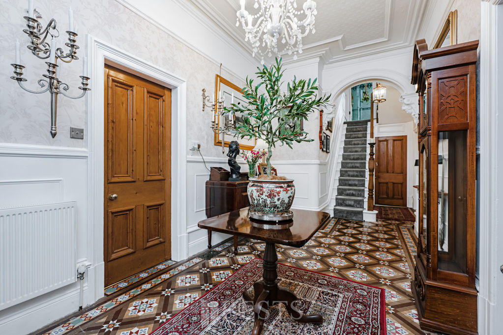 11 Weston Road